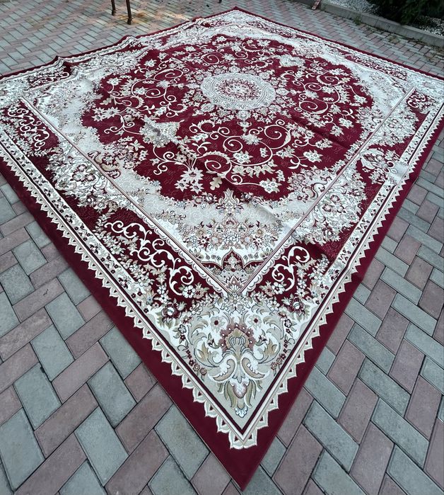 Продам ковры б/у
