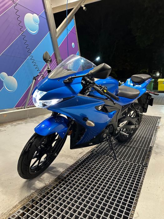 Suzuki GSX-R 125  partea mecanica si tehnica noua!!