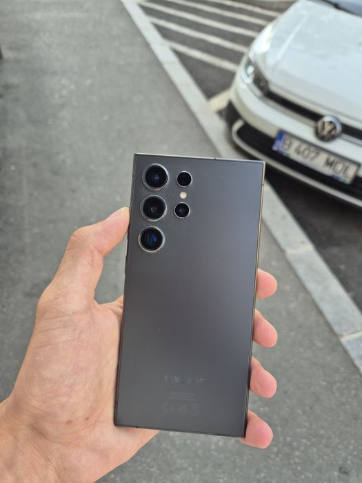 Vand s 24 ultra 256GB impecabil
