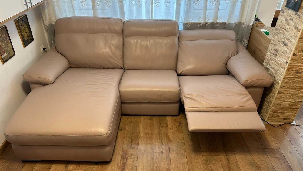 Ъглов кожен диван