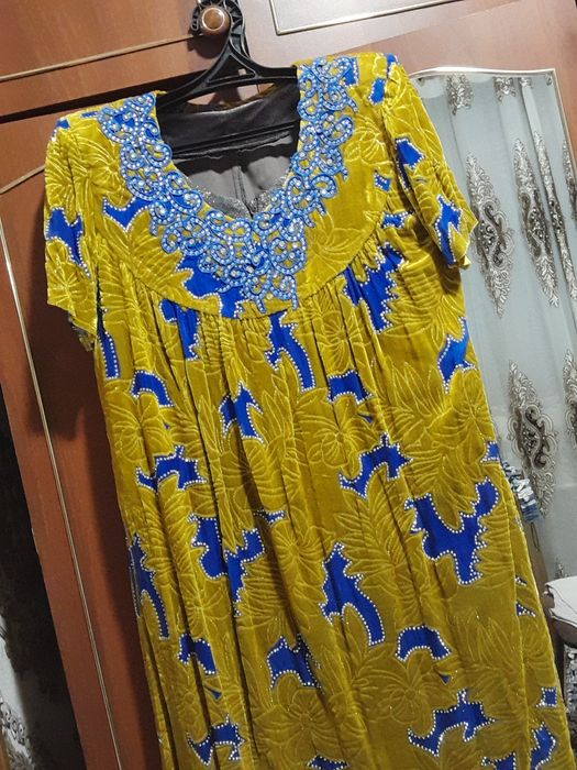 Платье со штанами.