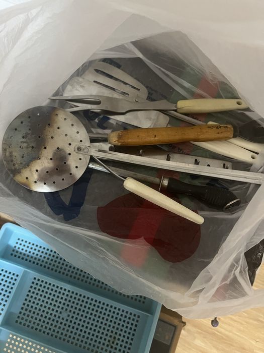 Отдам даром посуду