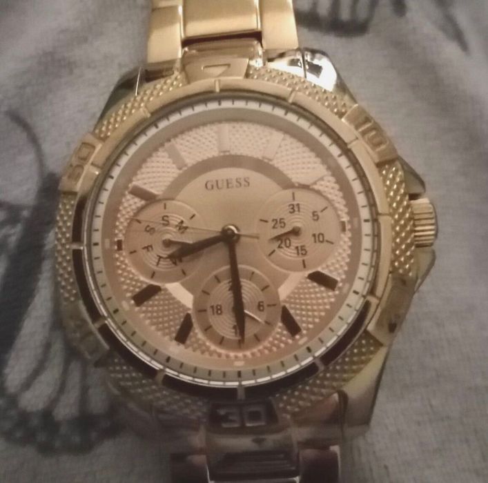 Promo Коледа !! Дамски часовник GUESS W0235L3