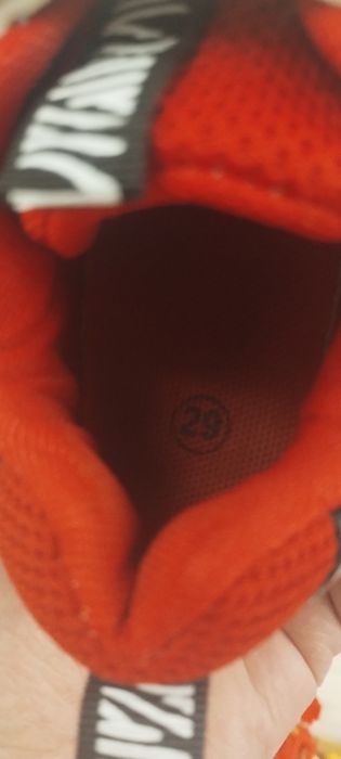 Червени детски маратонки 29 номер