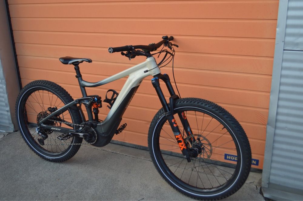 Vand bicicleta GIANT Reign E+ 2 PRO 27.5 full suspension