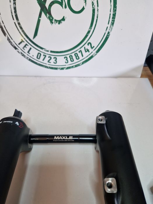 Furca bicicleta RockShox 35 silver coil roti 27,5 tapered boost ax inc