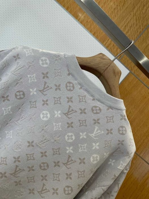 Tricou Louis Vuitton Premium