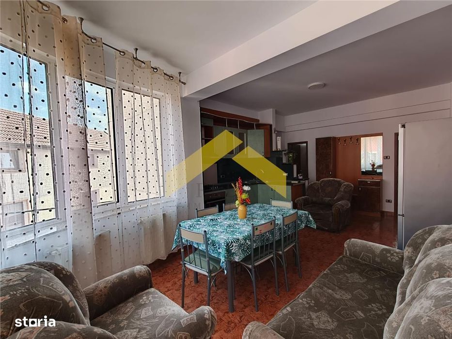 Apartament 3 camere de inchiriat ultracentral