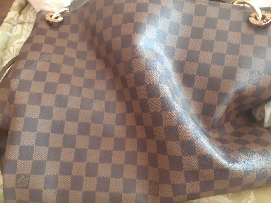 Louis Vuitton чанта