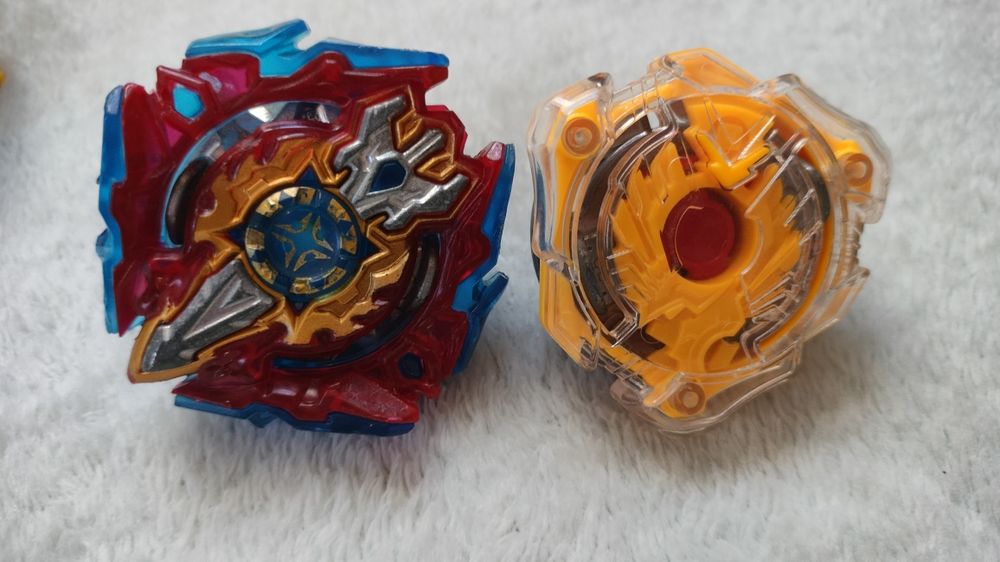 Продам бейблэйды в отличном состоянии