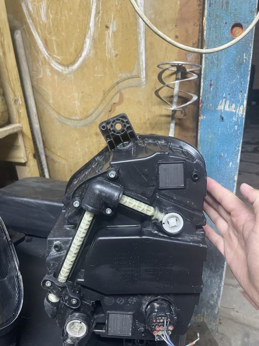 LED фар Changan CS35 Plus