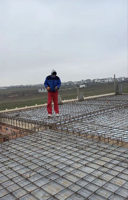 Executm constructii