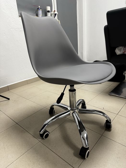 Офис столове със механизм