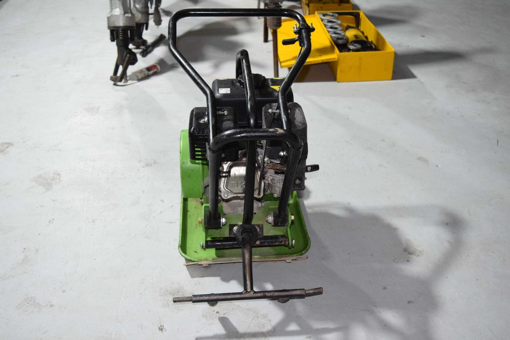 Mai compactor ZIPPER ZI-RPE90, motor Loncin 196cc-Inchiriere