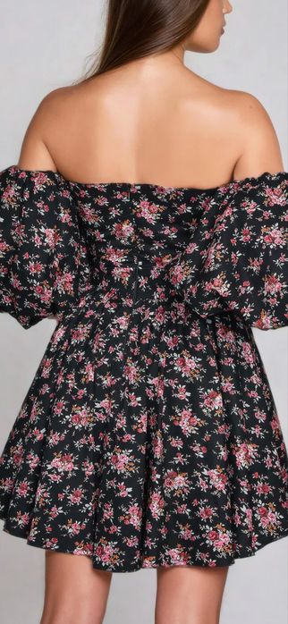 Рокля с флорални мотиви 55 евро промо цена до 11.03