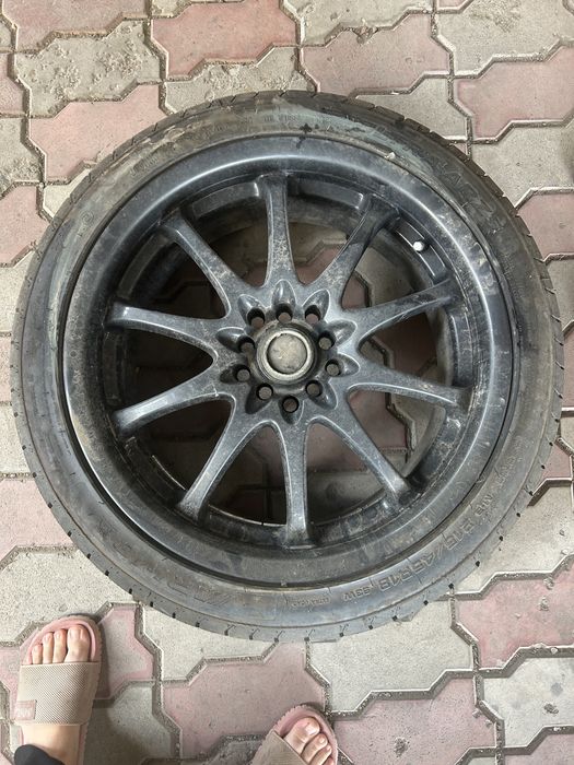Продам резину с дисками.