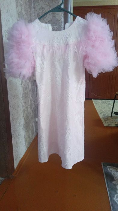 Платье на девочку 5-6 лет