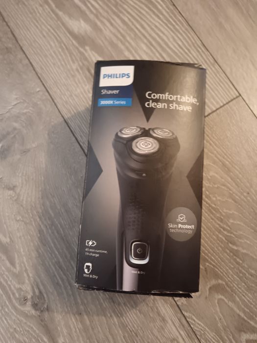 Vând aparat de ras Philips Shaver