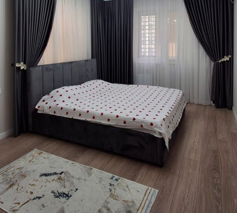 Сдается 1ком квартира почасам в районе Евразии