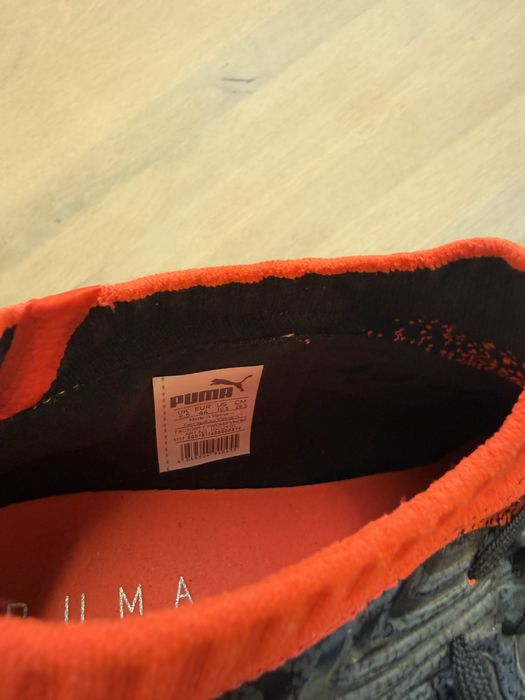 Ghete fotbal Puma One 18.1 profesionale