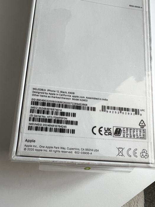 Нов Запечатан iPhone 12 64GB Черен Отключен Неактивиран