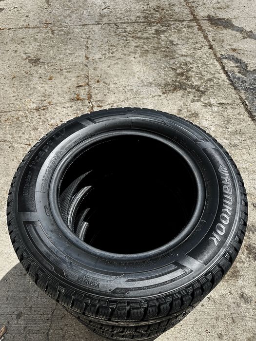 Бусови гуми Hankook 215/65R16C