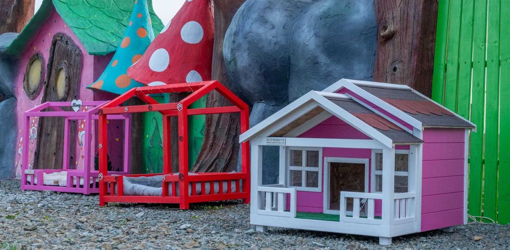 Cuști izolate,încălzite,complet personalizate pentru prietenul blanos