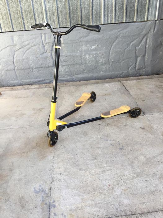 Самокат Yvolution Fliker Air A3