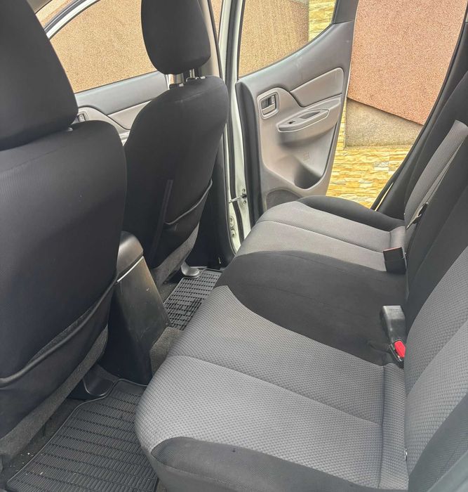 Mitsubishi L200 Double Cab M/T Instyle