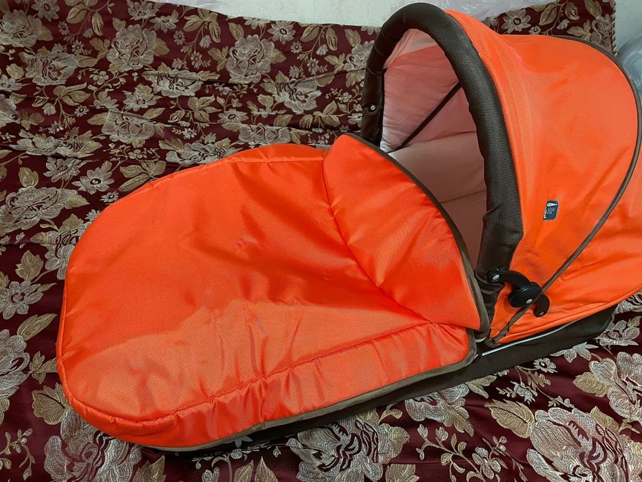 Продаю коляску