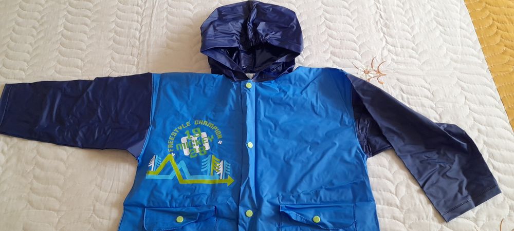 Pelerina de ploaie copii