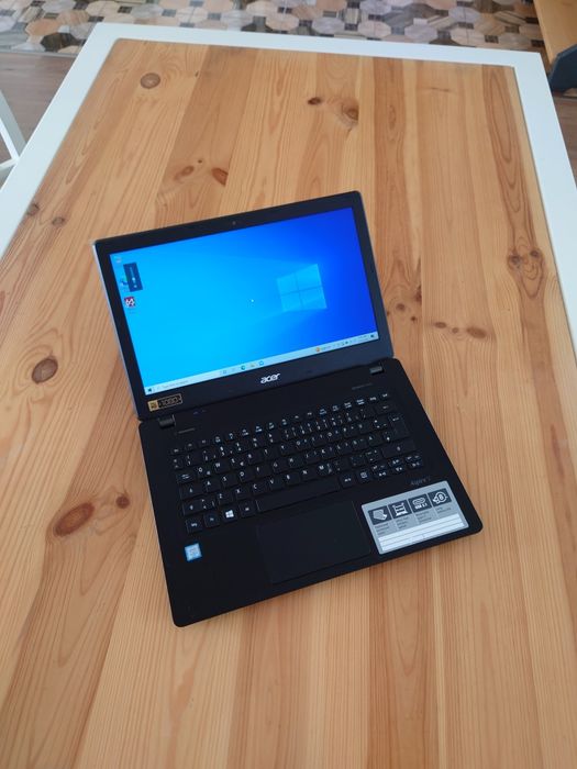 Acer ultraslim 13 inch• i5-6th Gen• 256Gb ssd• Usb C• Geanta noua cadou