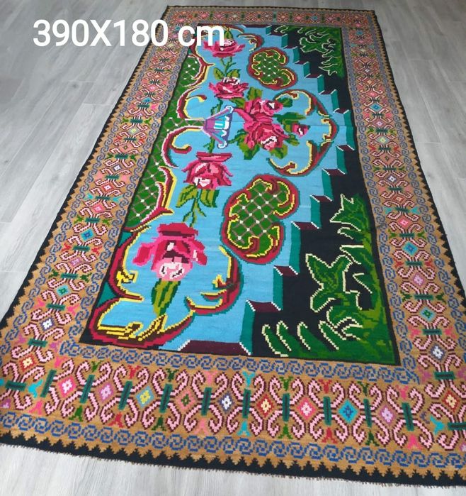 Vând covoare tradiționale