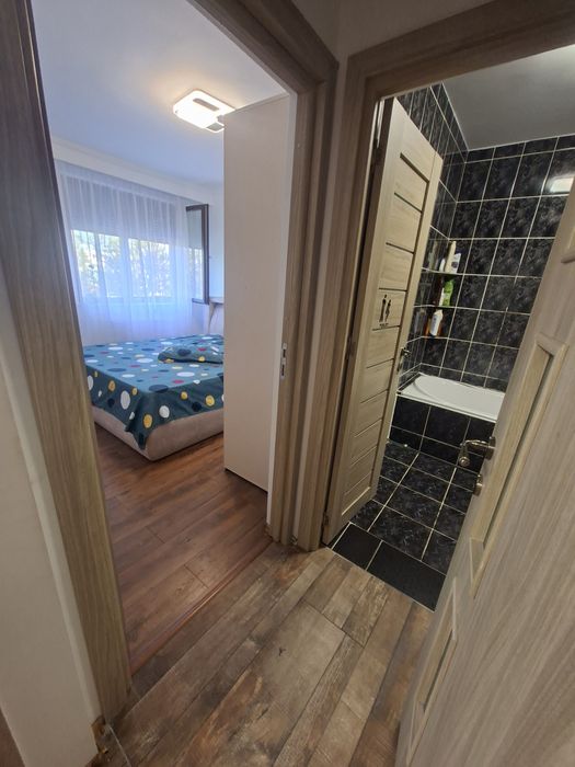VAND apartament 3 CAMERE MOBILAT/UTILAT stradal in cartier CRAIOVEI,PR