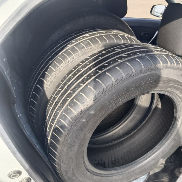 Продам шины б/у YOKOHAMA  и DUNLOP