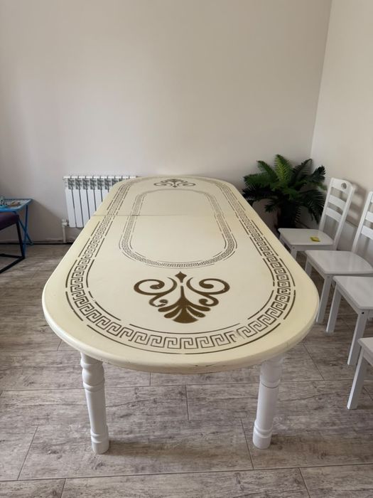 Стол сатылады жағдайы өте жақсы