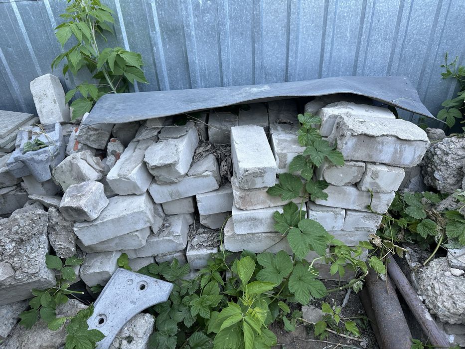 Продам бу силикатный кирпич