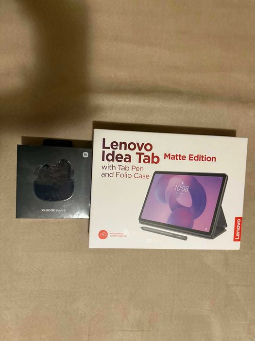 Lenovo Idea Tab 11 инча + Подарък безжични слушалки