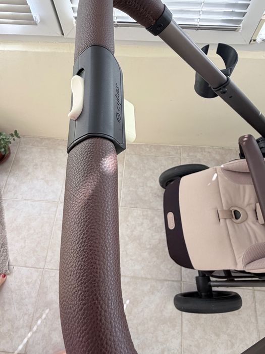 Cybex balios s lux beige almond