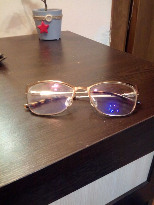 продавам дамски слънчеви очила