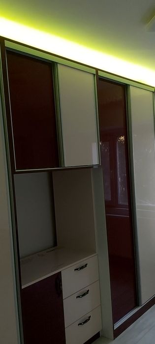 Tâmplar universal execut mobilã la comandã