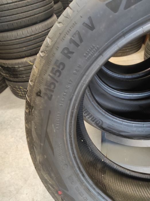 215/55/17 Continental