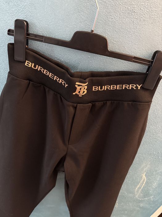 Pantaloni Burberry Premium model nou