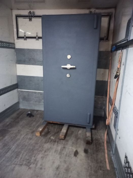 Servici transport rapid + lift+ transpalet