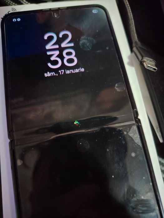 Vand samsung Galaxy Flip 4