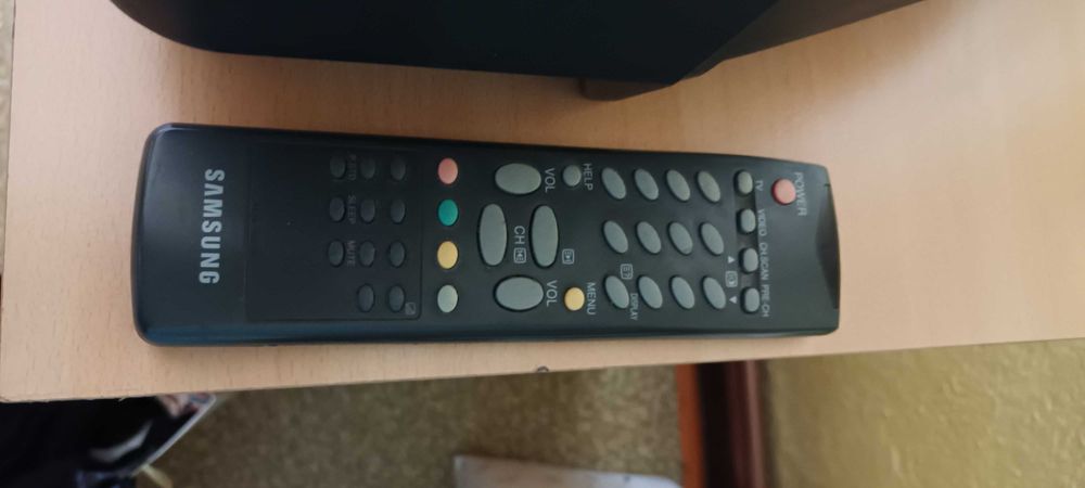 телевизор Самсунг - стар модел