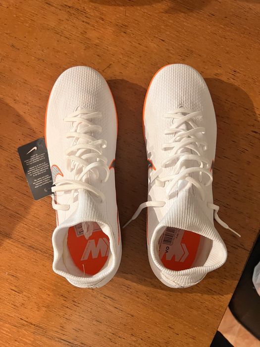 Nike Mercurial, 40 номер (чисто нови)