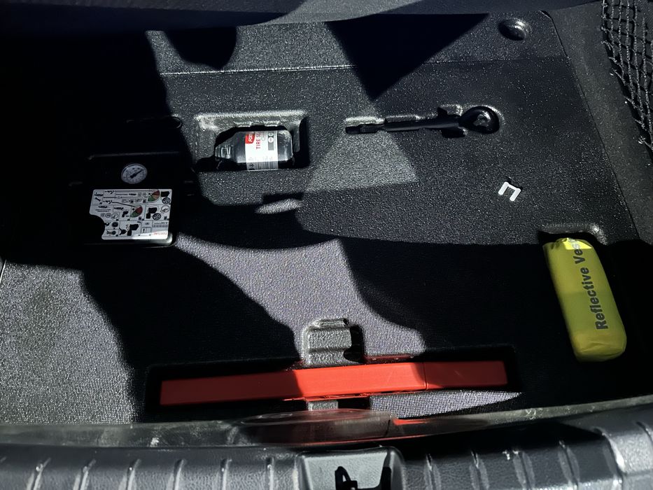 Продаётся BYD Chazor Flagship DMi 120 km 4 позиция