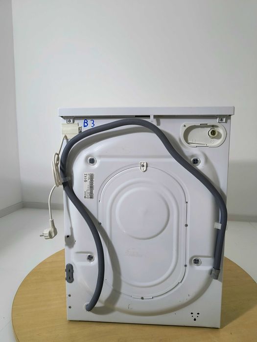 ~ RESIGILAT ~ Mașină de spălat rufe 9Kg  BAUKNECHT GERMANIA B3