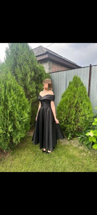 Платья Черное М размер